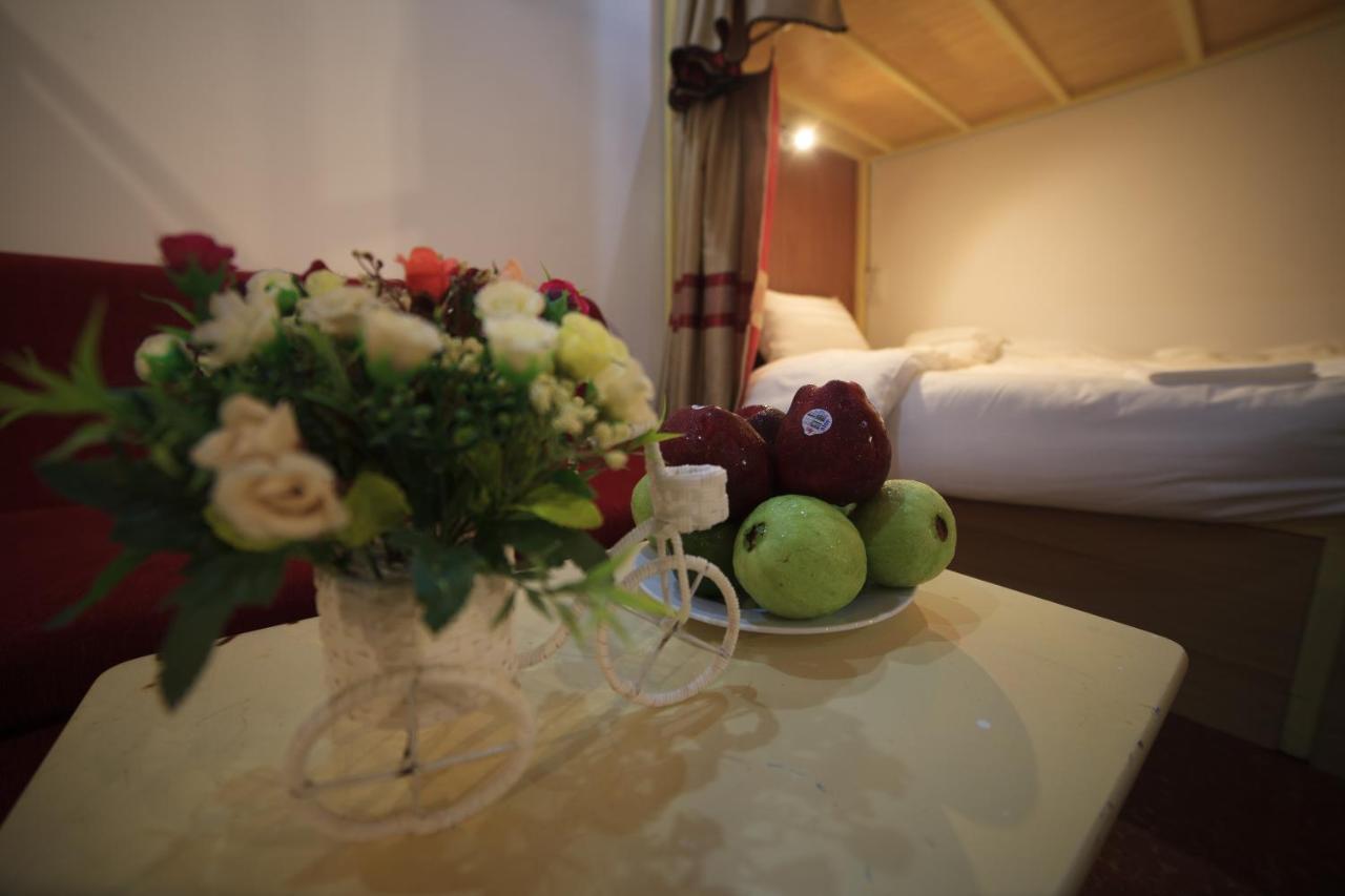 Ngoc Tung Mini Hotel Hue Exterior photo